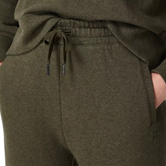 Sweaty Betty Nestle Up Taper Trouser - Picture 4 of 4